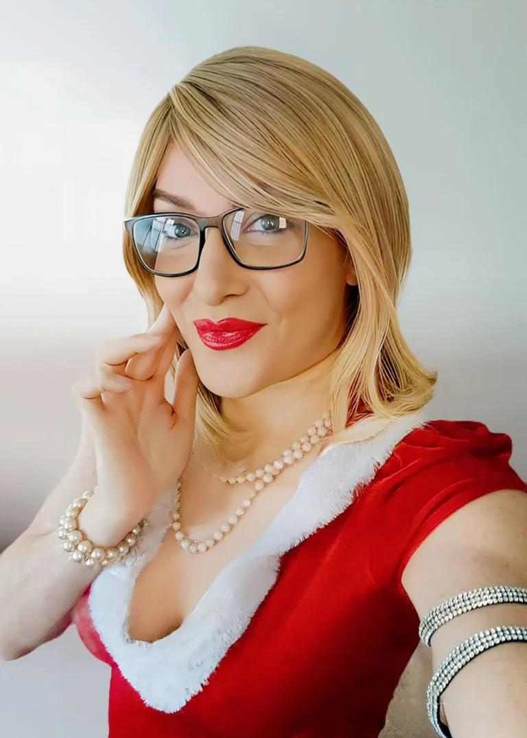 © Cataleen Glasgow TV Escort (28th Oct 2025)